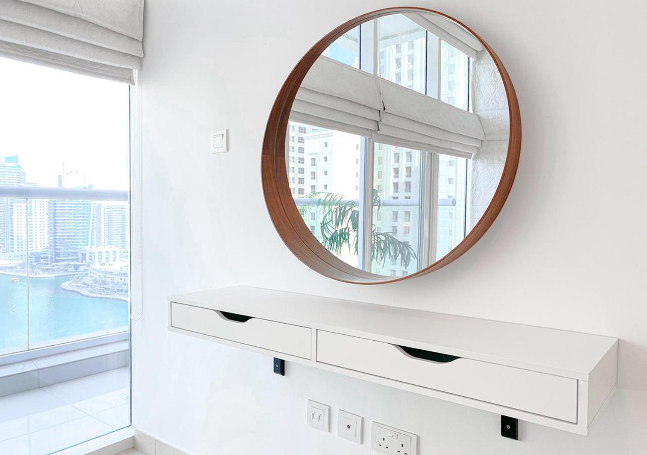 Walk To The Beach Or Enjoy The Amazing View From The Balcony Apartment Dubai Ngoại thất bức ảnh