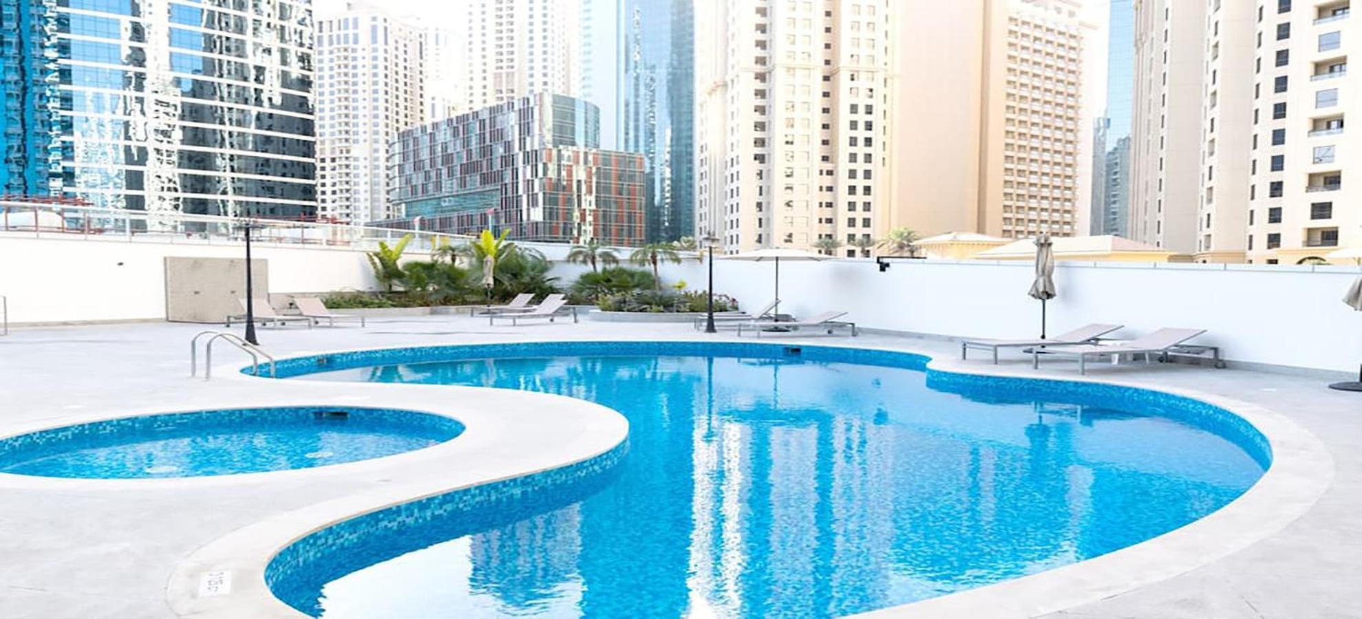 Walk To The Beach Or Enjoy The Amazing View From The Balcony Apartment Dubai Ngoại thất bức ảnh